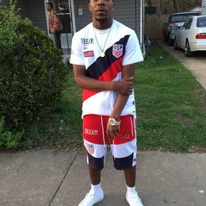 Meet your Posher, Derrick